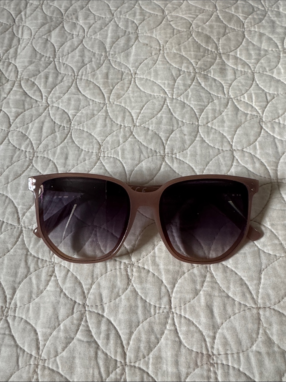 Foster Grant Women’s Sunglasses — Matte mauve Frame with Dark Gradient Lenses